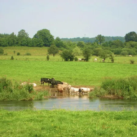 Chic With Garden 펜션 *