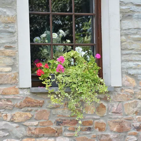 Chic With Garden Feriehus Vaux-sur-Sure