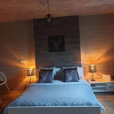 Chic With Garden Сasa de vacaciones *