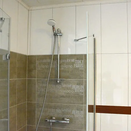 Chic With Garden Vaux-sur-Sure