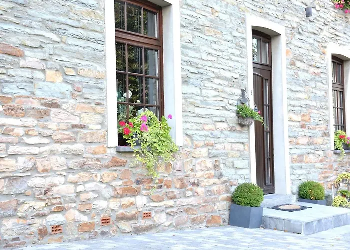 Chic With Garden Ferienhaus Vaux-sur-Sure