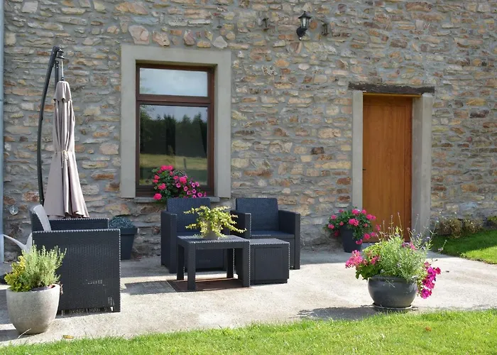Ferienhaus Chic With Garden
